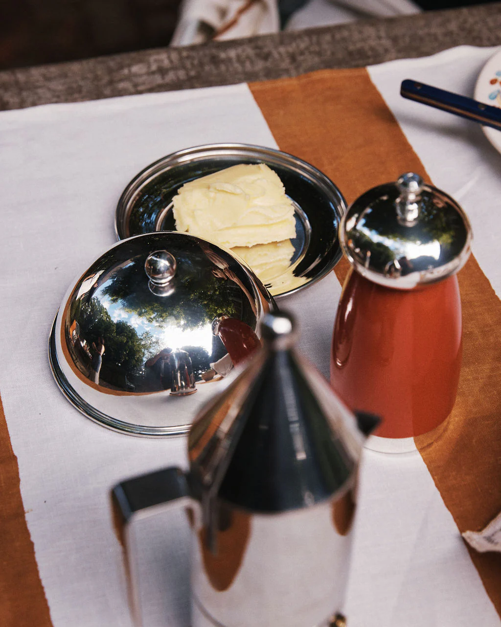 Nell Butter Dish - Image 2