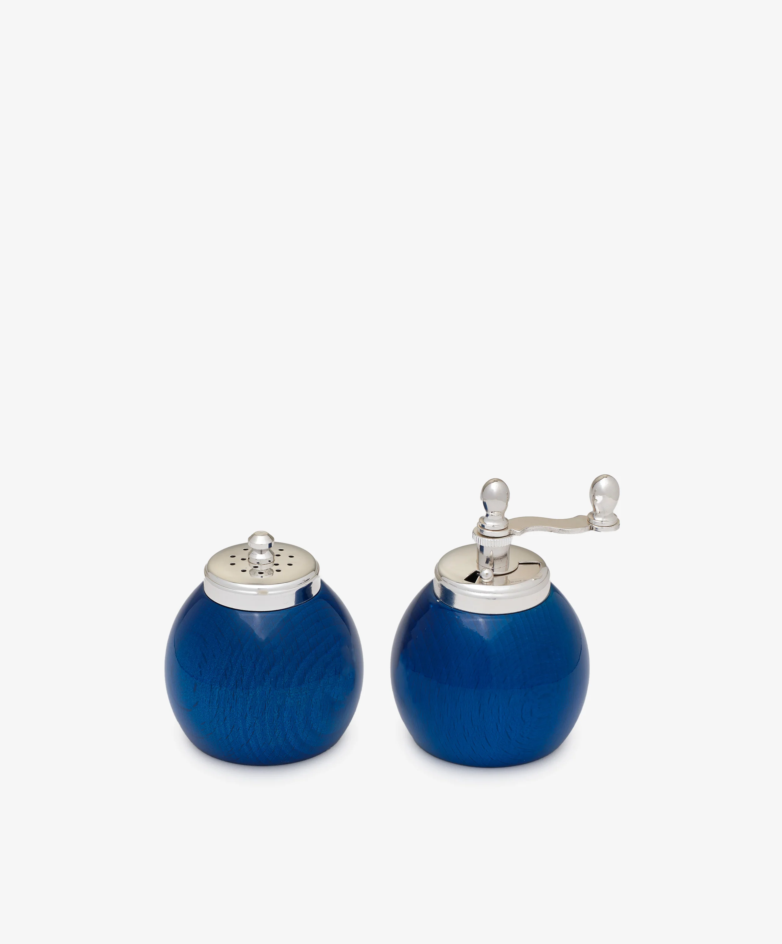 Theo Pepper Mill and Salt Shaker - Image 3